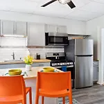 Eclectic 3Bd - Central Location In Pittsburgh - Bbq