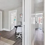 Eclectic 3Bd - Central Location In Pittsburgh - Bbq